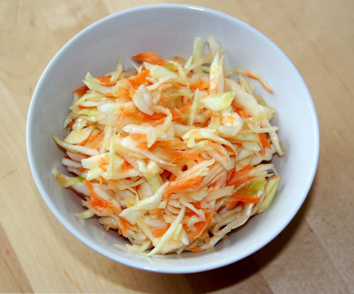 Instant Marinated Cabbage - 7 Okusen recepti