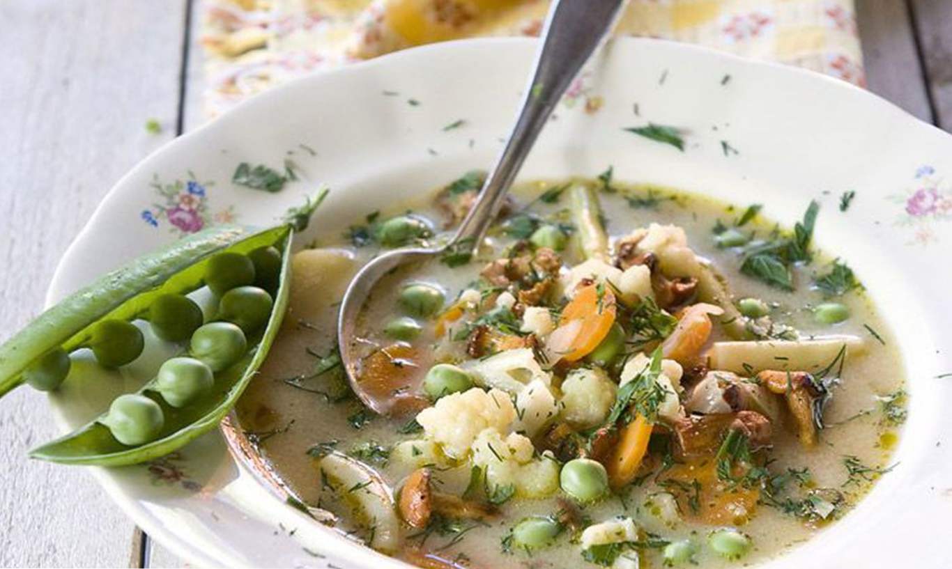 Суп з консервованим зеленим горошком - 7 рецептів приготування