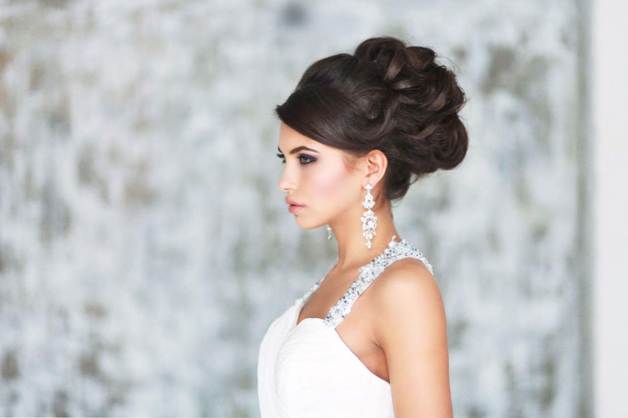 Poročne pričeske za dolge lase 15 možnosti za lepe frizure in styling za neveste s fotografijo