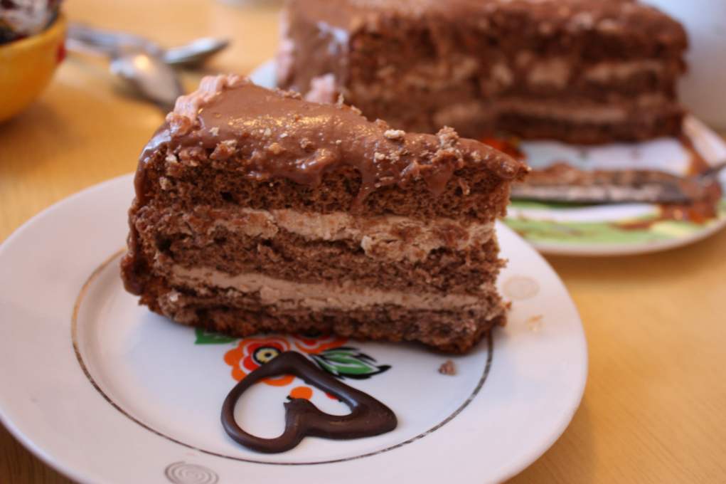 Празький торт - 8 рецептів, як приготувати в мультиварці, на сковороді і в духовці