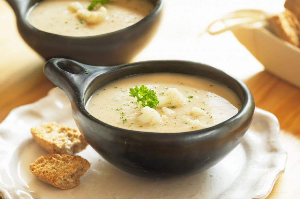 Kremowa zupa - 12 pysznych przepisów kulinarnych