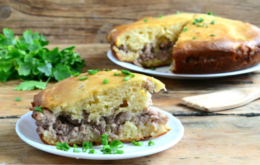 Meat Pie - 16 receptov, kako kuhati v pečici ali v počasnem kuhalniku