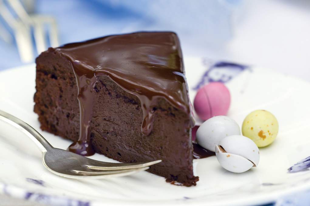Cake na kefirju - 10 preprostih in slastnih receptov