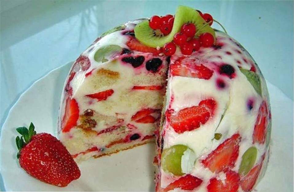 Торт з фруктами - 8 найкрасивіших і смачних рецептів