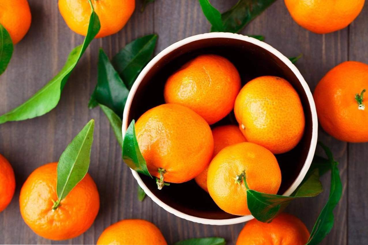 Mandarine med nosečnostjo, bodisi da je mogoče, koristi in morebitne škode mandarina v različnih fazah nosečnosti