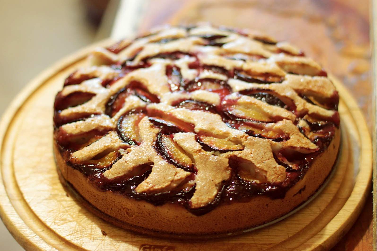 Вишневий пиріг - 12 рецептів, як приготувати смачний пиріг