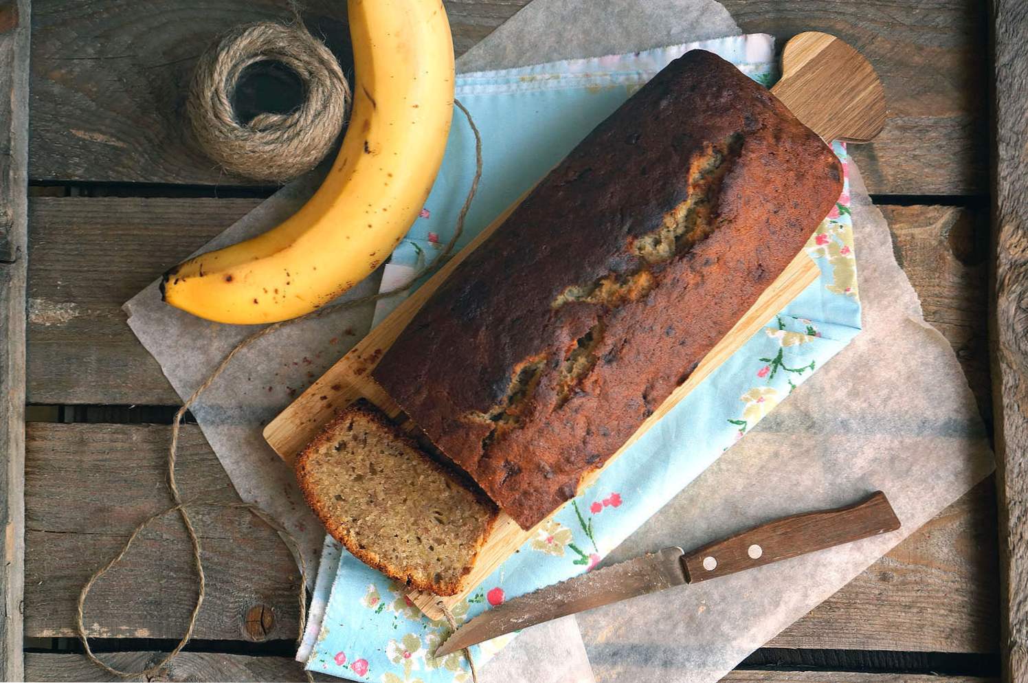 Banana Kruh - 7 kuhanje receptov v Multivark, Kruh Maker in pečice