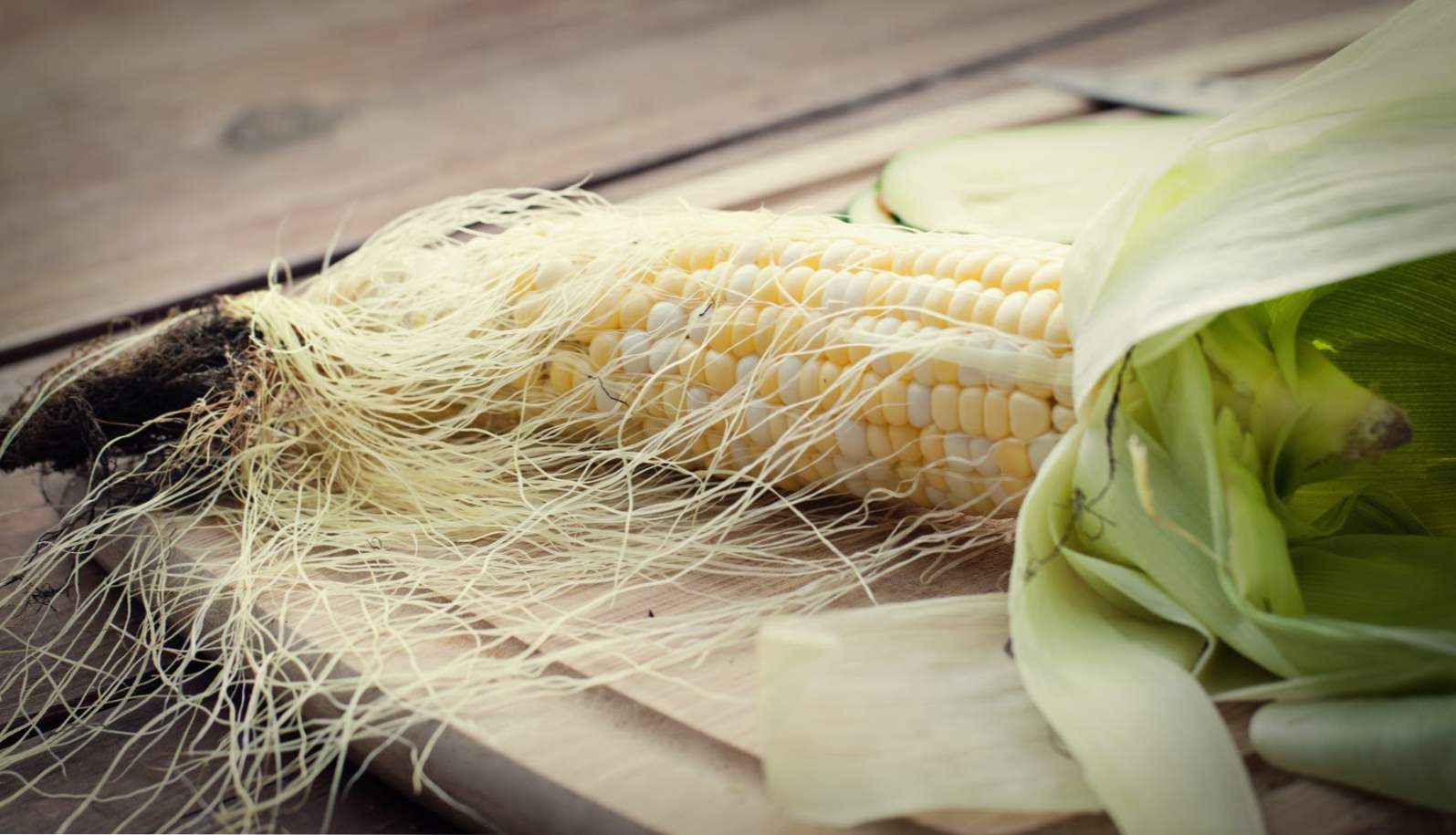 Właściwości użytkowe i przeciwwskazania jedwabiu kukurydzianego