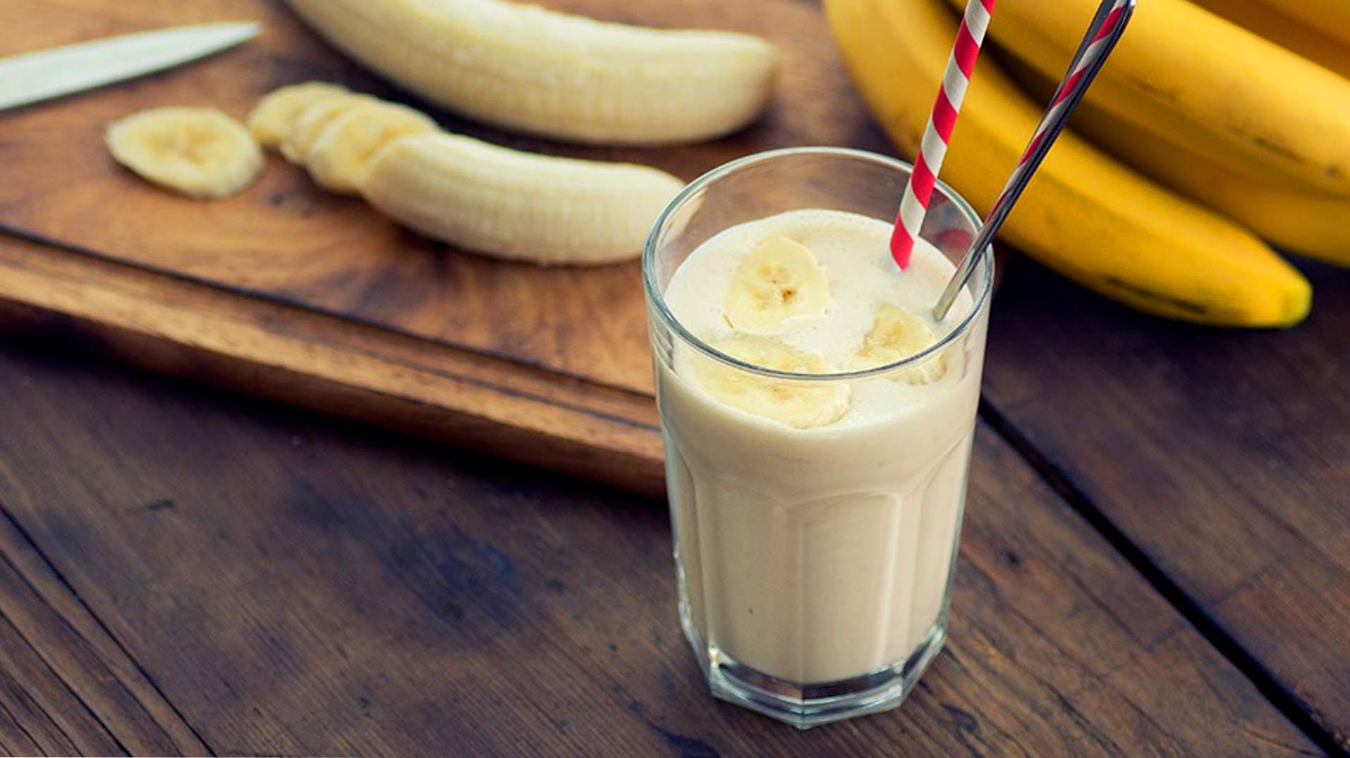 Banana Milkshake - 7 receptov Kako narediti doma