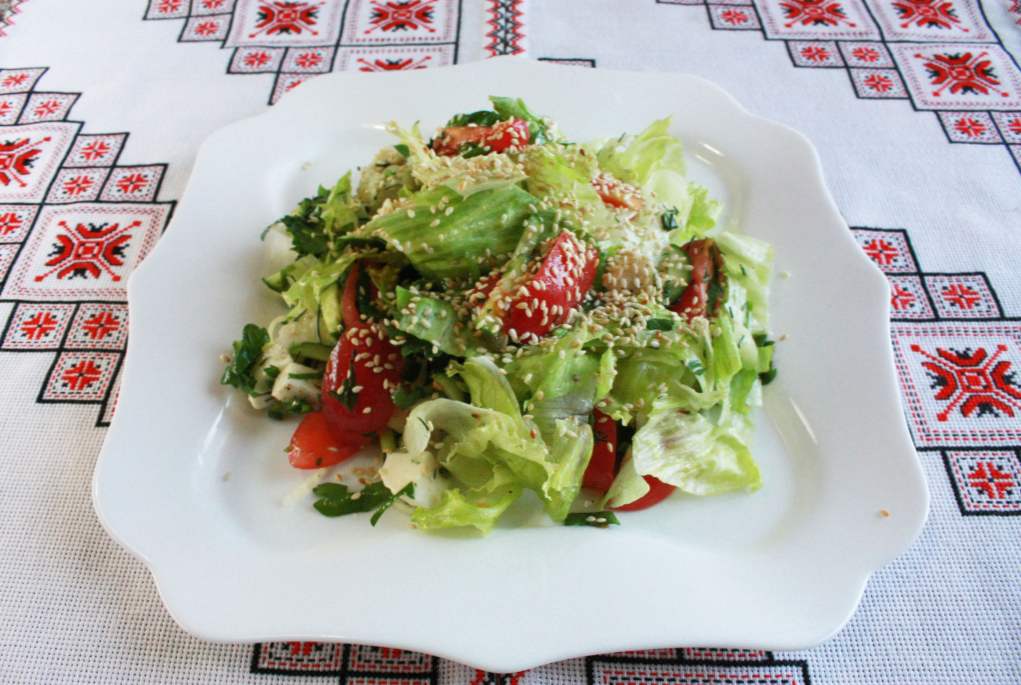 Salad ledene gobe - 7 receptov za kuhanje s solato