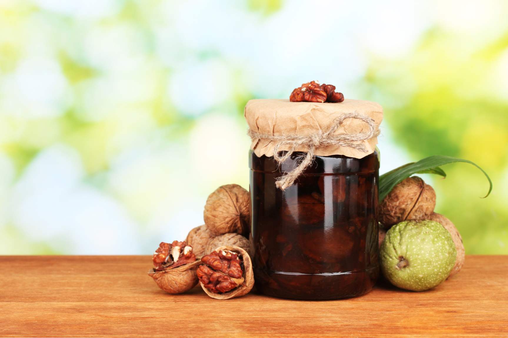 Варення з волоських горіхів - 6 рецептів, як приготувати. Чим корисно варення із зелених волоських горіхів