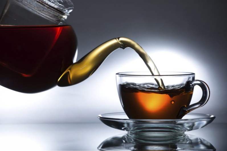 Kako zeleni čaj utječe na pritisak: povećava se, smanjuje, normalizira?