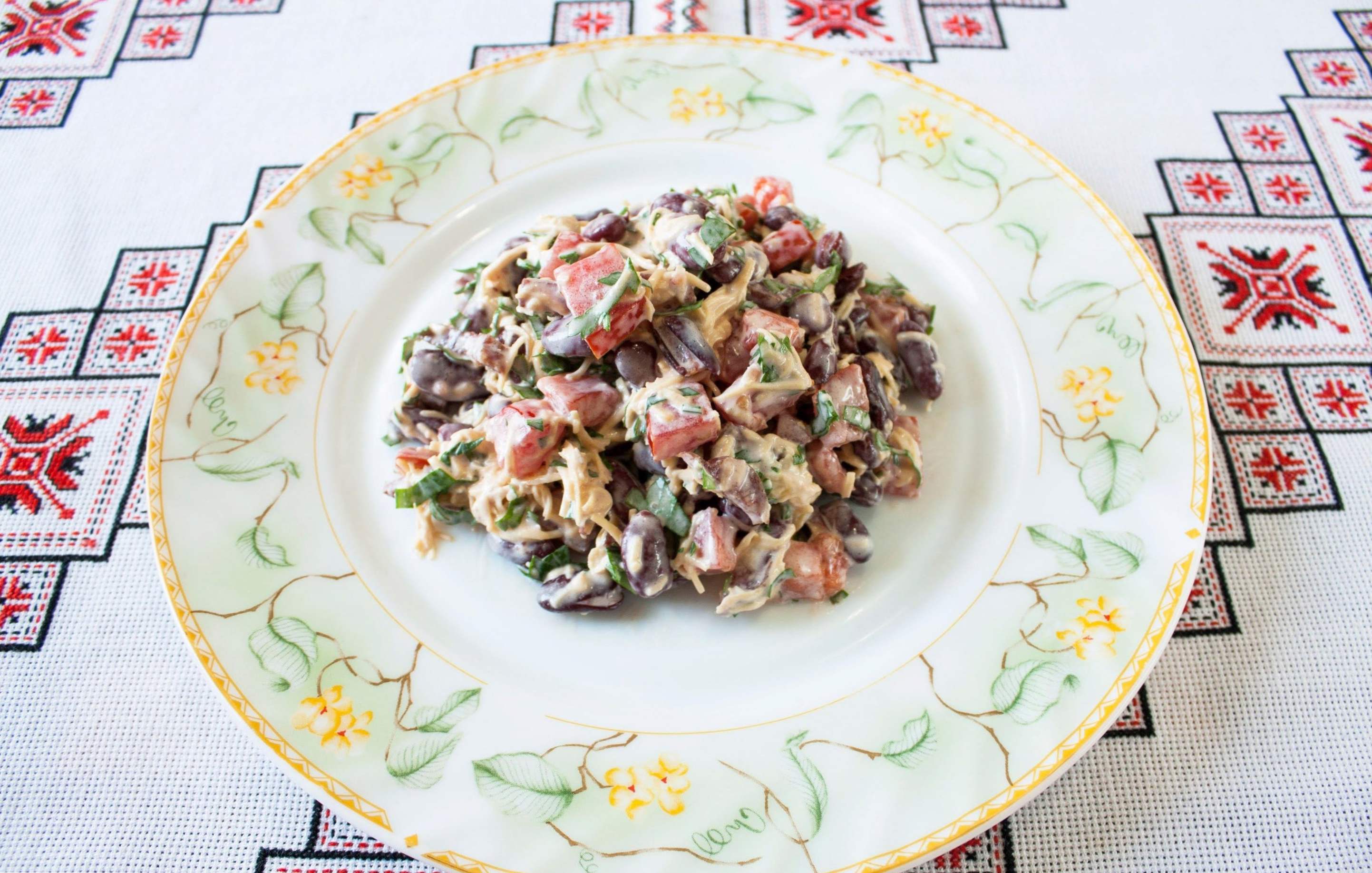 Mushroom Salad - 20 smacznych przepisów na przygotowanie sałatek w domu