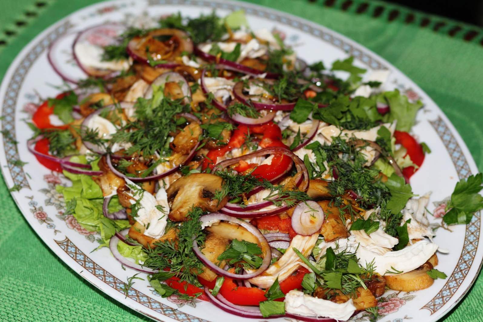 Салат зі смаженими грибами - 13 рецептів