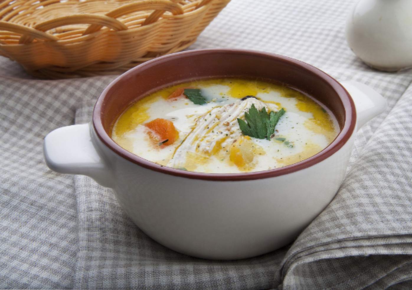 Суп з плавленим сиром і куркою - 9 рецептів приготування