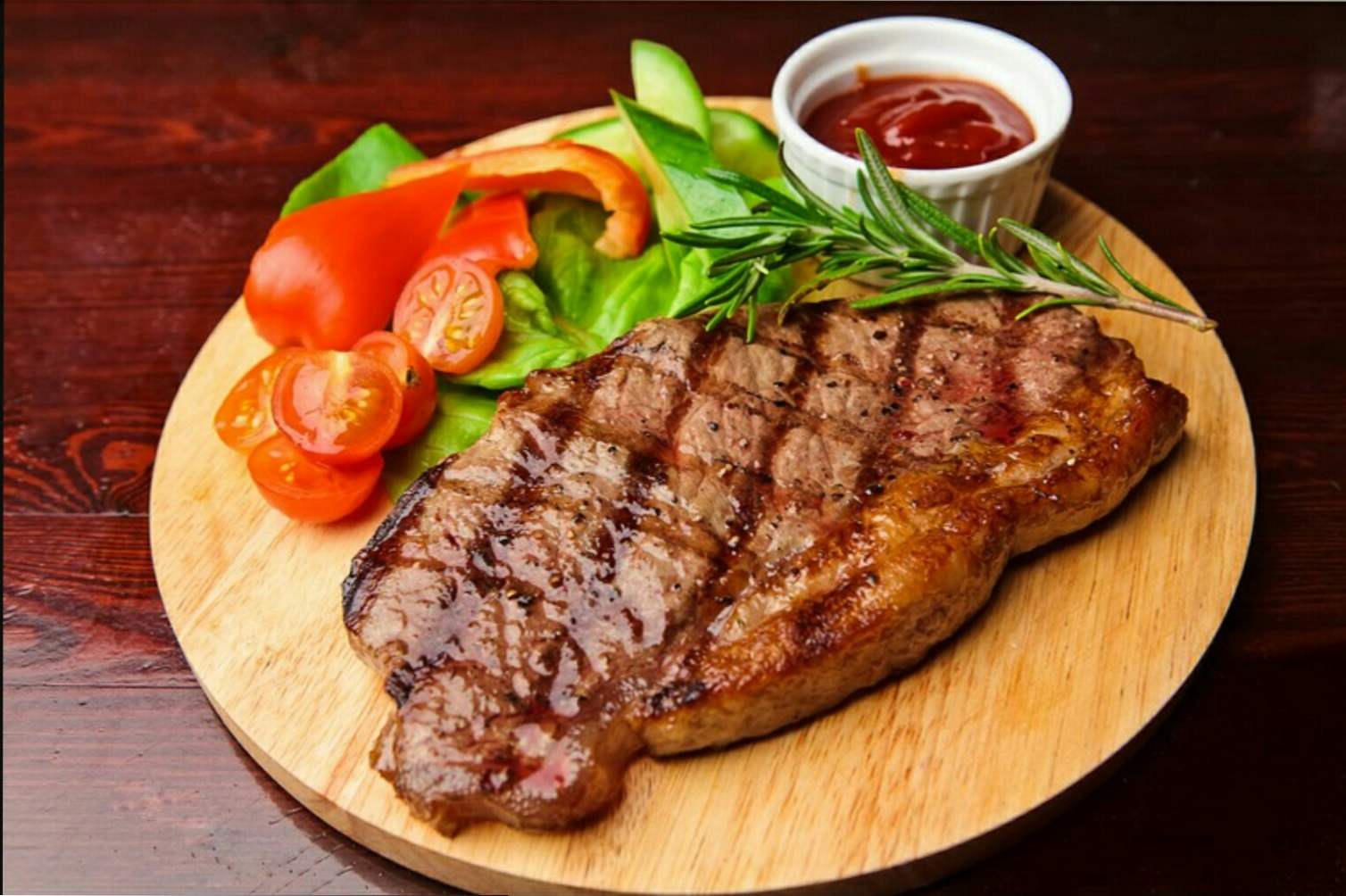 Bravčový steak - 13 receptov na varenie lahodného a šťavnatého steaku