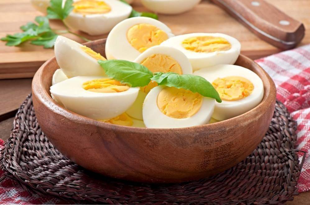 Kako in koliko kuhati kuhanih jajc in prepelica?