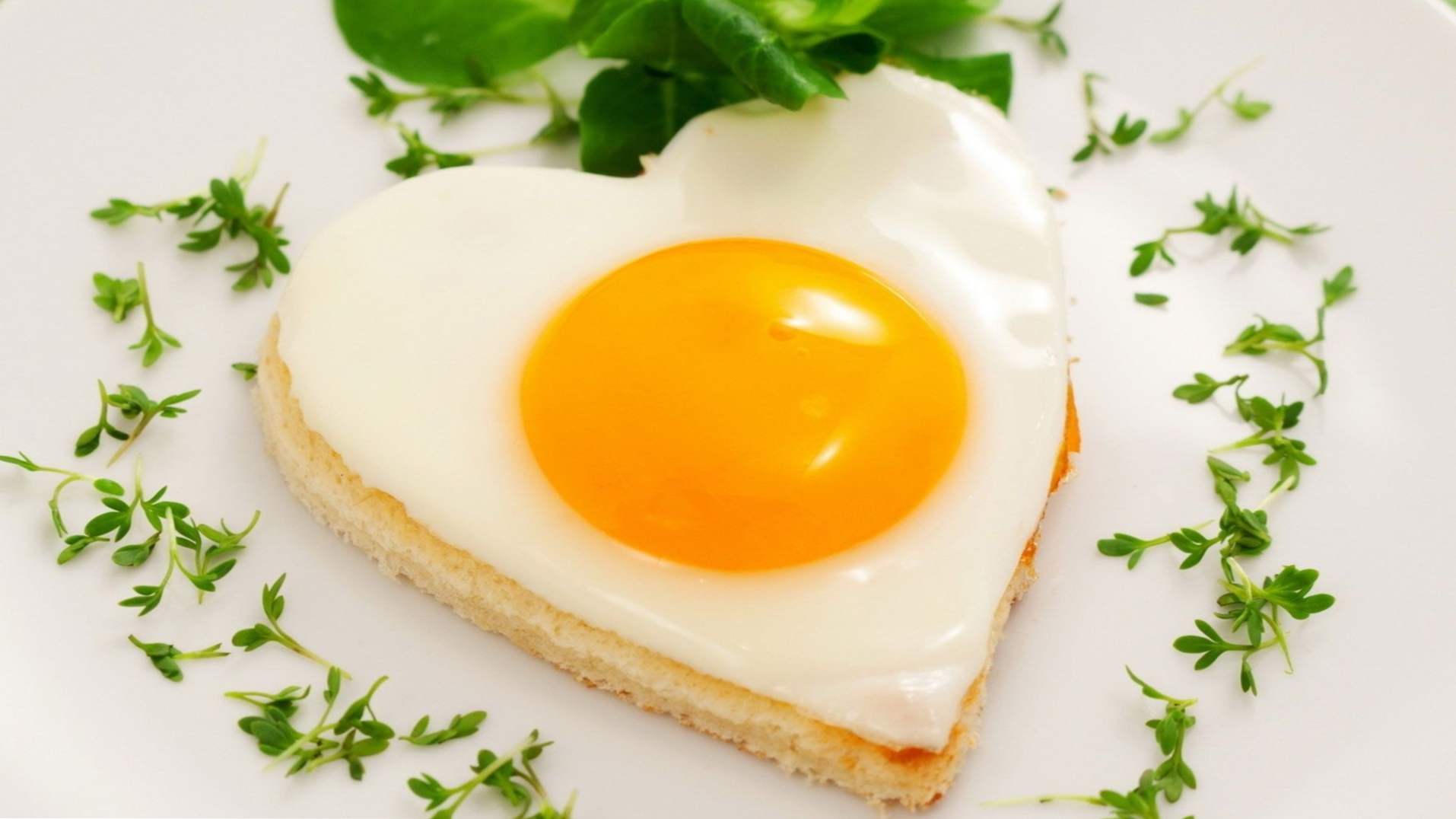 Mikrovalna pečena jaja - 8 Recepti