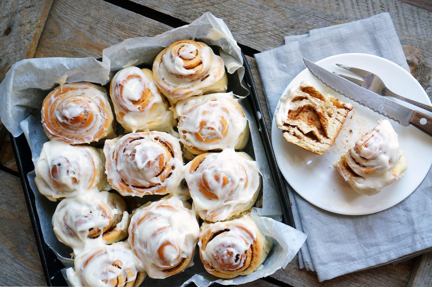 Cinnabon - klasyczny przepis i 5 dodatkowych przepisów na bułeczki